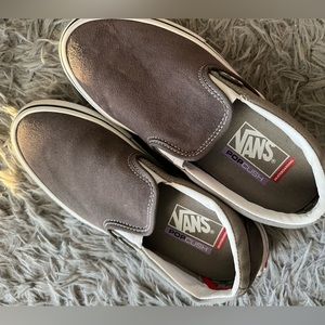 Vans slip on 2 tone gray size 8 women’s